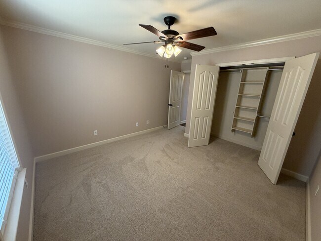 Building Photo - 1417 Puritan Dr