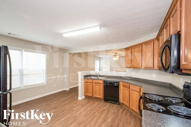 Building Photo - 1392 Alcovy Falls Dr SE
