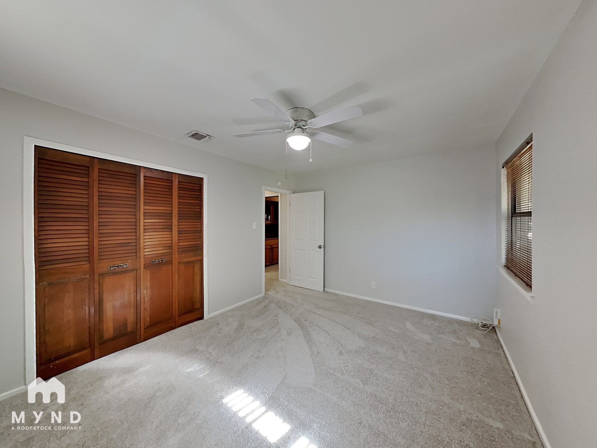 Building Photo - 15710 Fern Ridge St