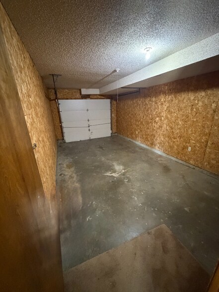 Building Photo - 109 Cora Dr