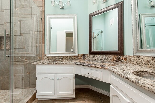 Building Photo - 4139 Rosser Square