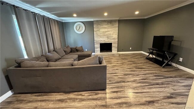 Building Photo - 8722 Amboy Ave