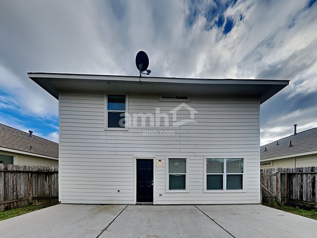 Building Photo - 19130 Yellow Thrush Dr