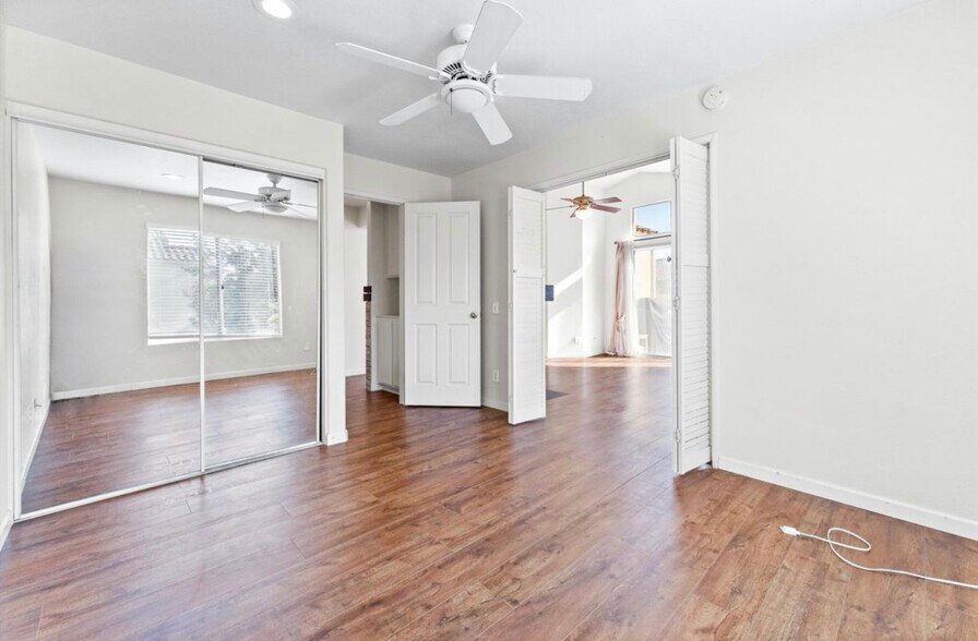 Building Photo - 35 Fleurance St