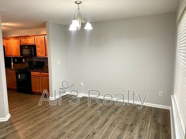 Building Photo - 101 Prattling Ct