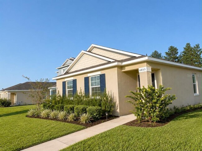 Building Photo - 6853 Botanic Blvd