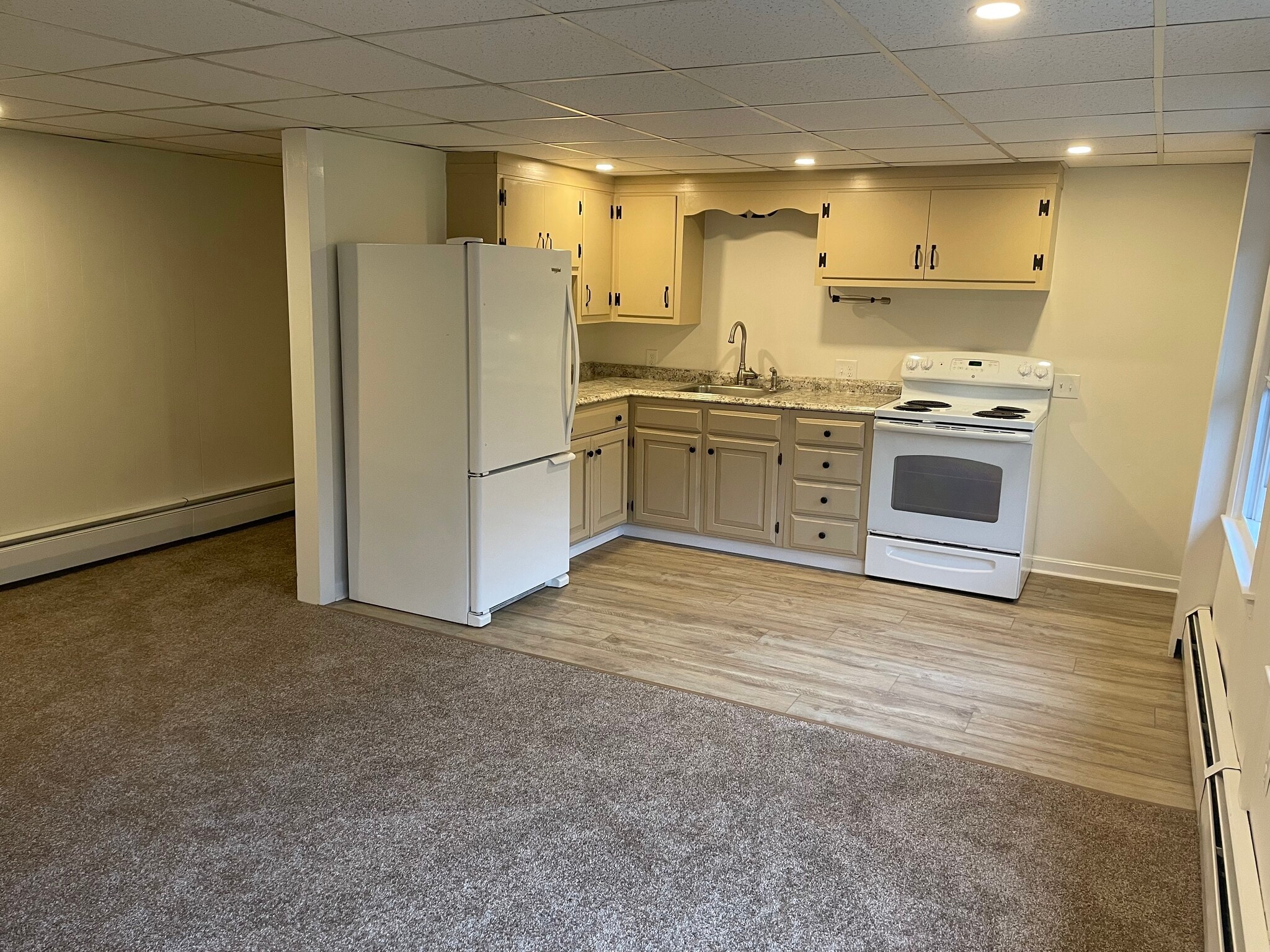 Building Photo - 78 US Route 4