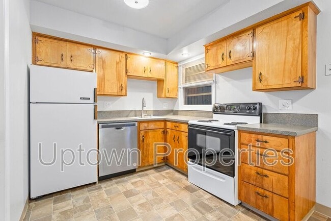 Building Photo - 6507 Kansas St