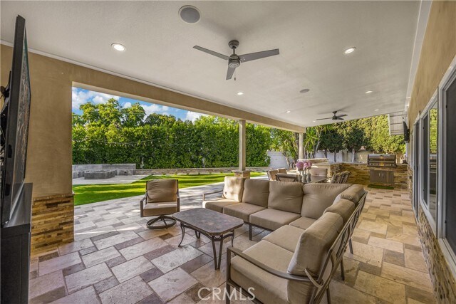 Building Photo - 1320 N Van Gogh Cir