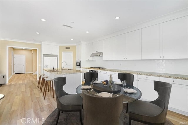 Building Photo - 64 Ashdale