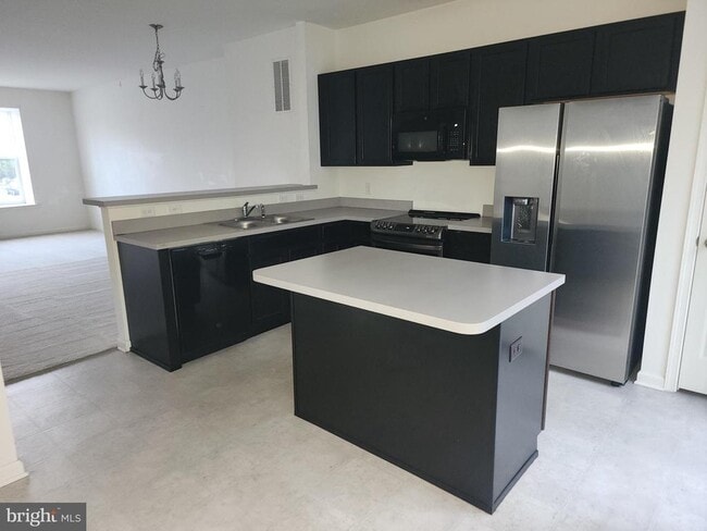 Building Photo - 308 Mardella Dr