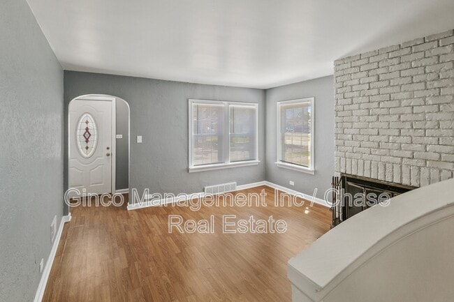 Building Photo - 14336 Harrison Ave