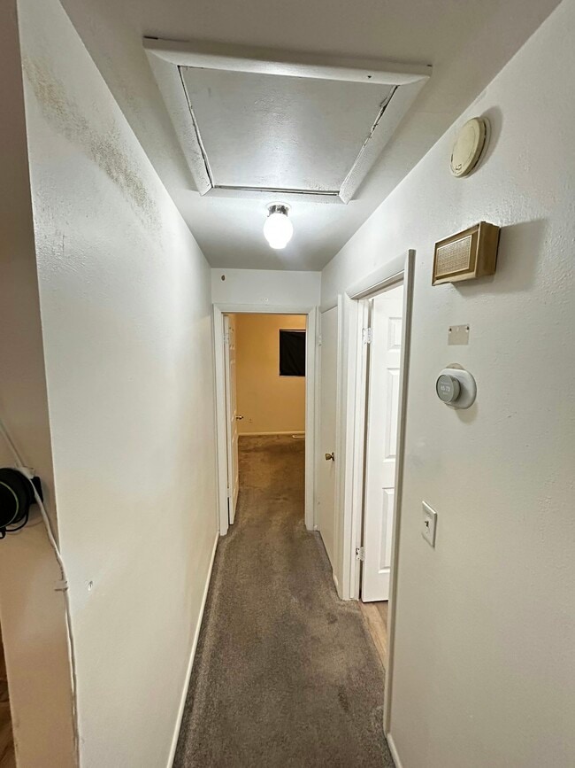 Building Photo - 1206 Harris Ave