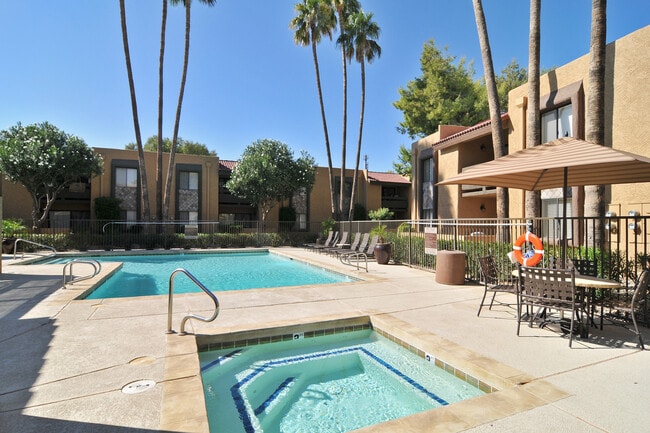 Building Photo - Furnished Scottsdale One Bedroom Condo For Long or Short Term (Min 3 Months)