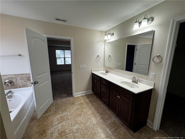 Building Photo - 5137 Boxcut Ln