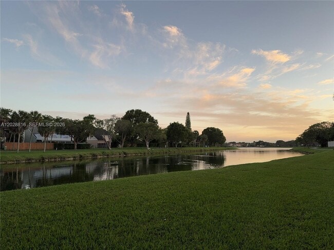 Building Photo - 10441 Mahogany Key Cir