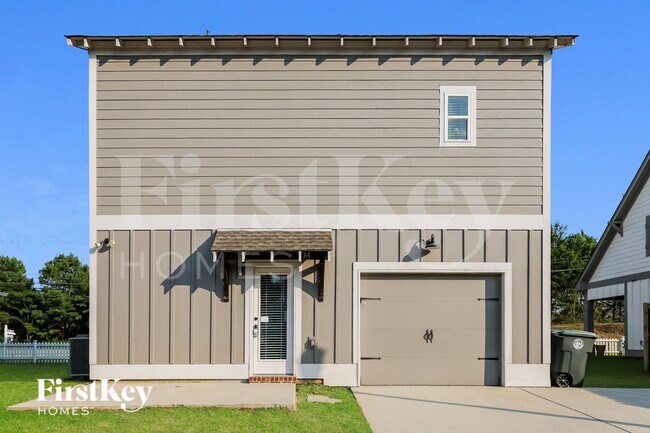 Building Photo - 2704 Wenonah Oxmoor Road