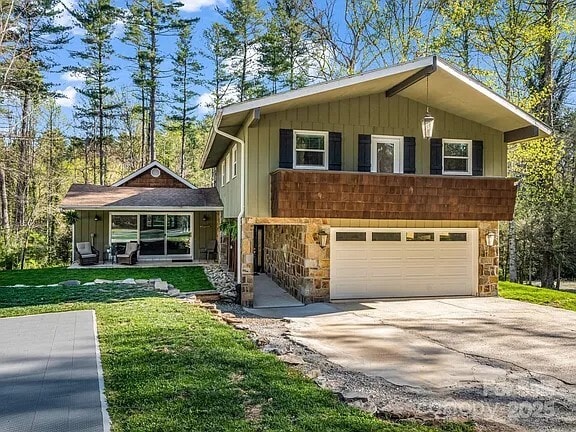 Front of House - 4075 Little River Rd
