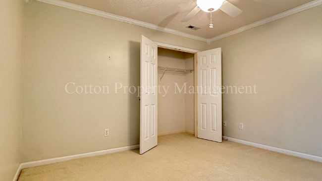 Building Photo - 3 BD/2 BA LUXURY GOLF COMMUNITY/$2,225 per...