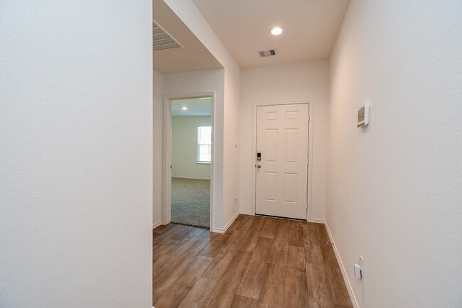 Building Photo - 2827 Bur Lndg Ln