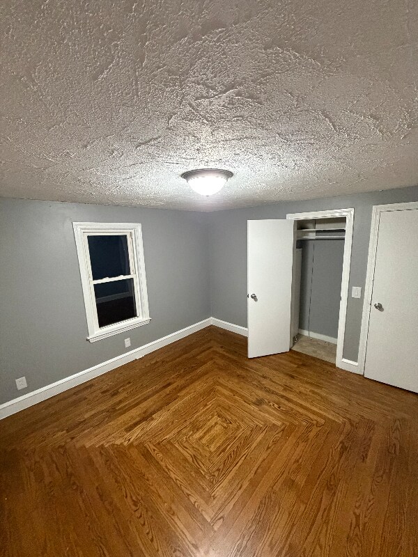 Building Photo - 10 Sacramento St