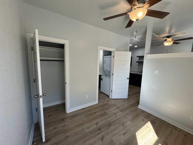 Closet & Bathroom Door - 754 Delmar St