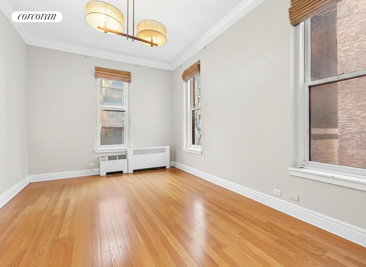 Building Photo - 59 E 75th St