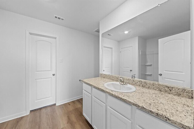 Building Photo - 314 Low Pasture Trl