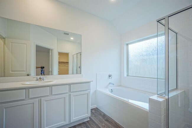 Building Photo - 5531 Knox Landing Dr