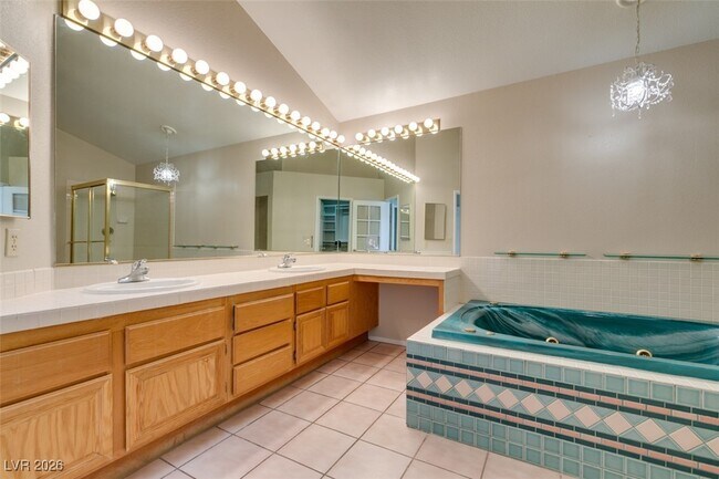 Building Photo - 224 Garfield Dr