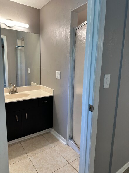 Building Photo - 20 Emerson Dr