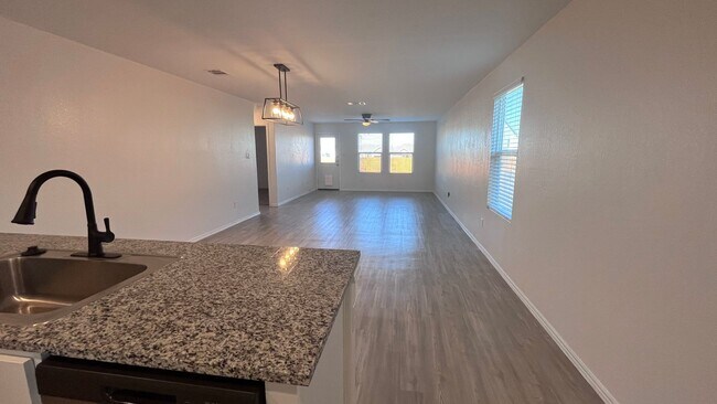 Building Photo - Move in Ready - Pet Friendly with pet door...