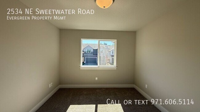 Building Photo - 2534 NE Sweetwater Rd