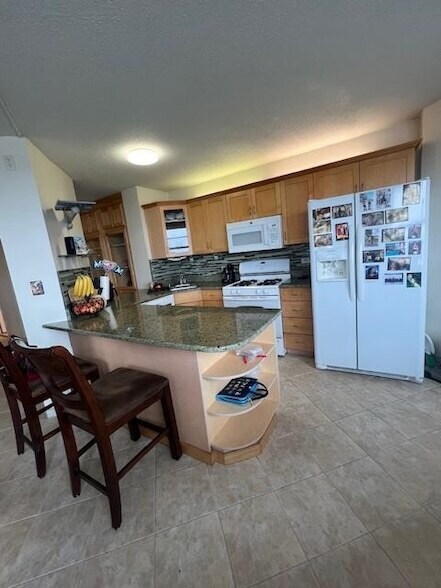 Building Photo - 7004 JFK Blvd E