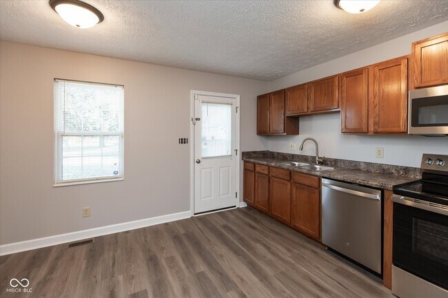 Building Photo - 2099 Galaxy Dr