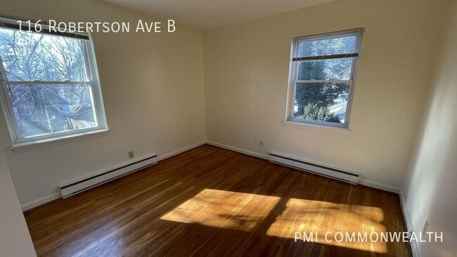 Building Photo - 116 Robertson Ave