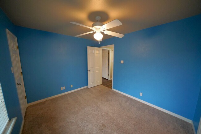 Building Photo - 68 Chapel Hill Cir