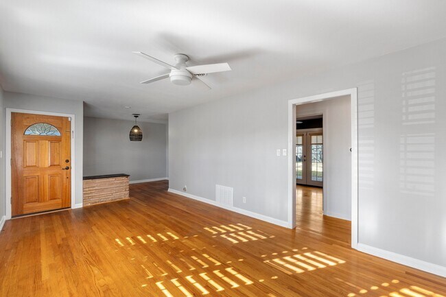 Building Photo - 1000 Arcadia Ave