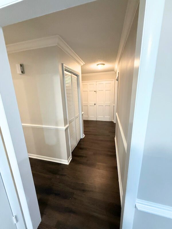 Building Photo - 103 Murchison Dr