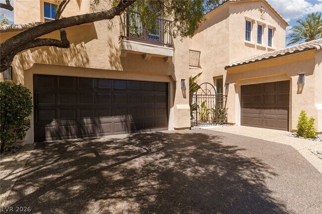 Building Photo - 2451 Hollow Rock Ct