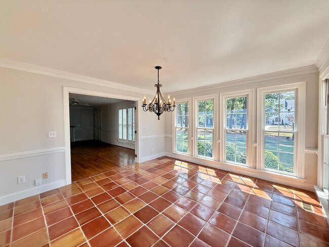 Building Photo - **OFFERING REFUNDABLE APPLICATION FEES** Incredible 5BD, 4.5BA House in Downtown Raleigh on Over ...