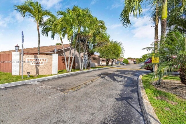 Building Photo - 7730 SW 156th Ct