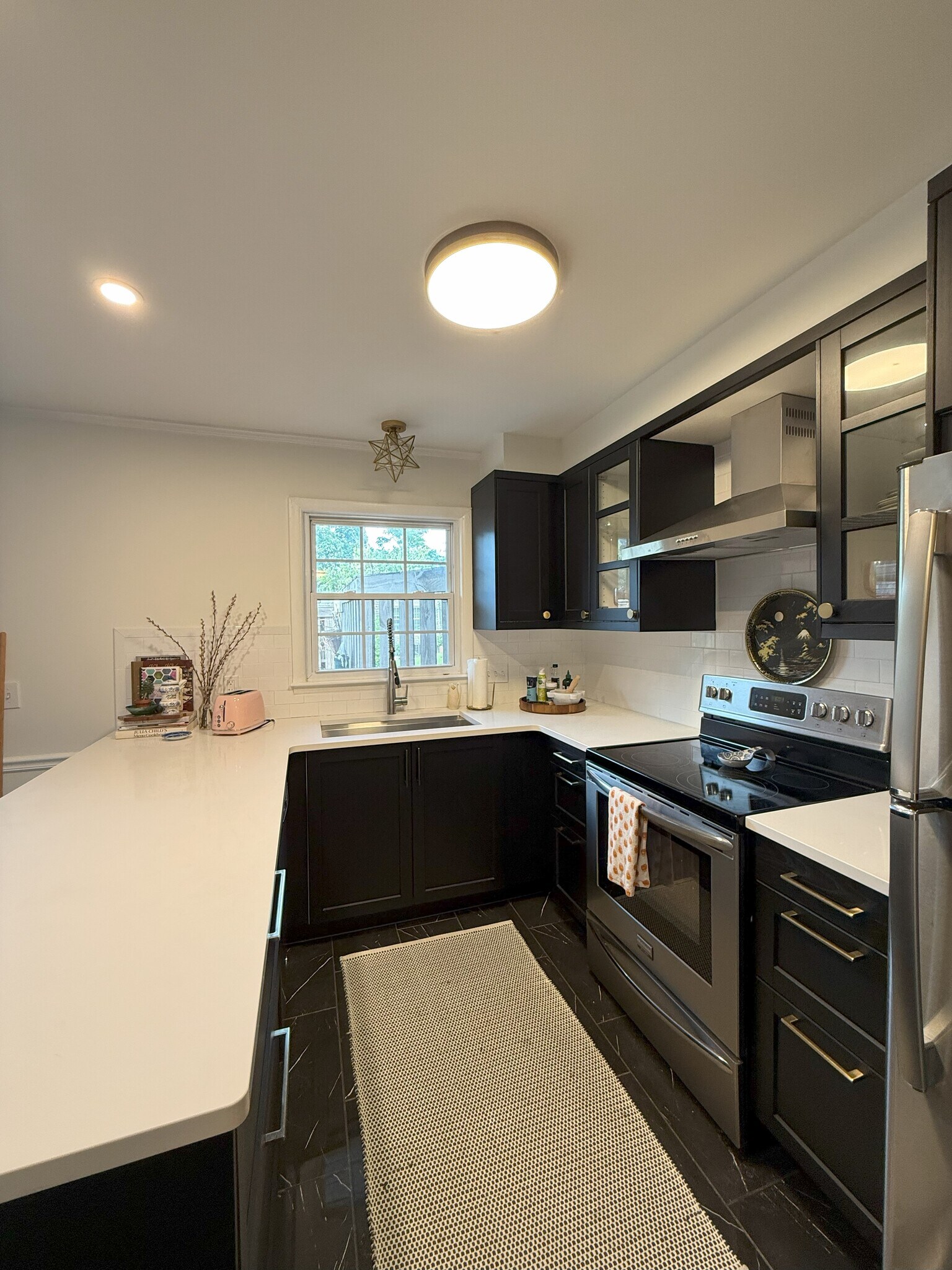 Kitchen - 3000 Hillsboro Pike