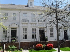 Building Photo - 13936 Cinnabar Pl