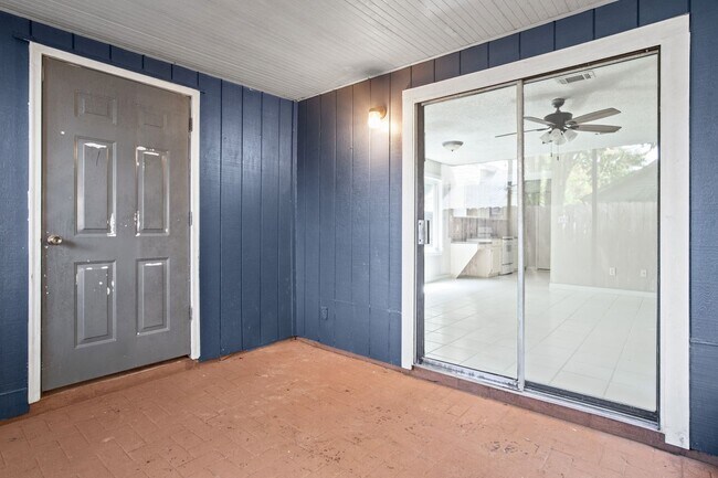 Building Photo - 3506 Parkwood Ave