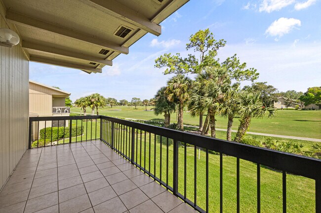 Building Photo - 9239 SE Riverfront Terrace