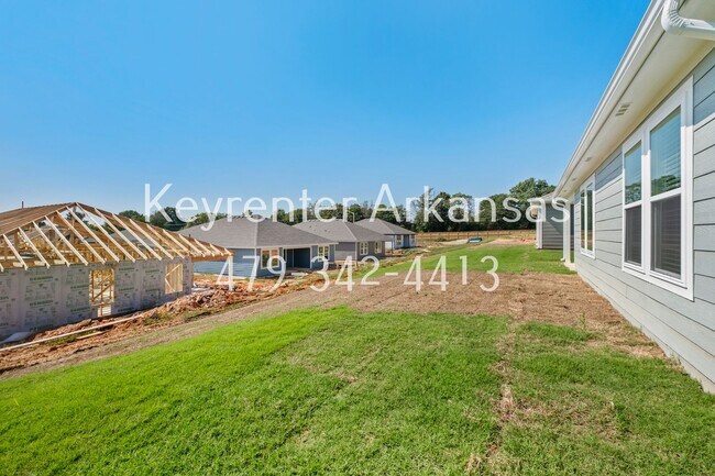 Building Photo - Beautiful, Brand New 4/2 in Gentry!