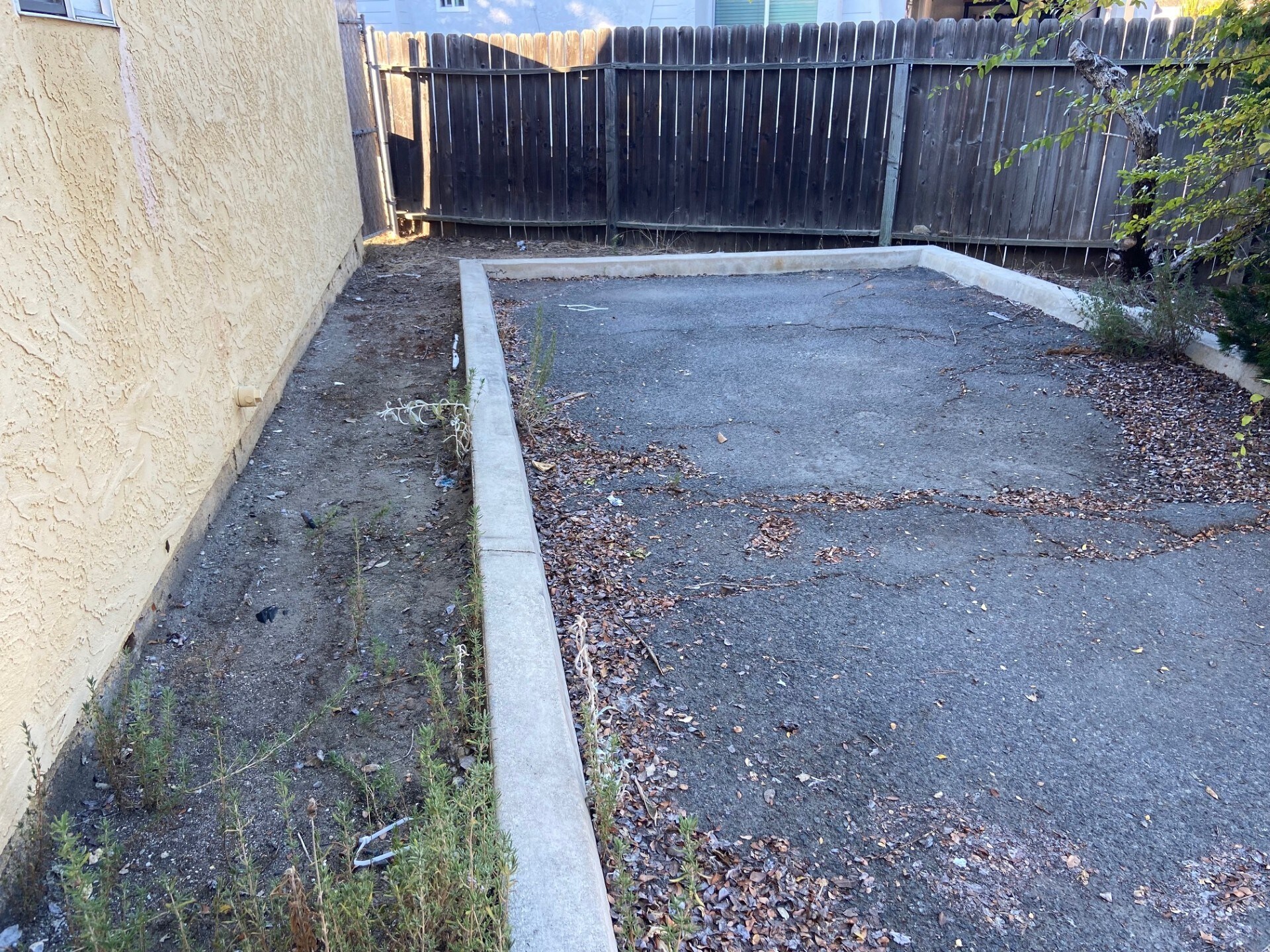 Building Photo - 1028 Sapote Ct