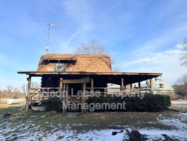 Building Photo - 5296 Yuletide Ln