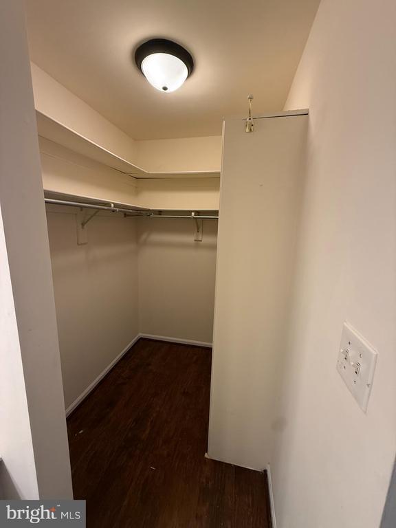 Building Photo - 8383 Buttress Ln